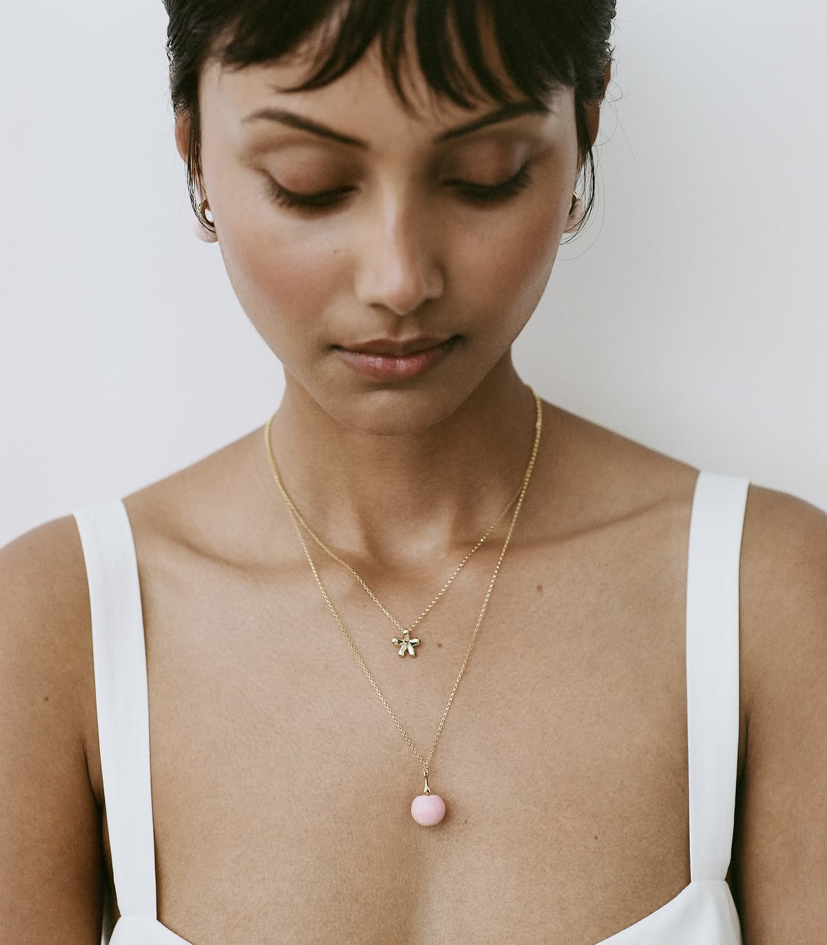 MAŁE KOLCZYKI SHELL PINK